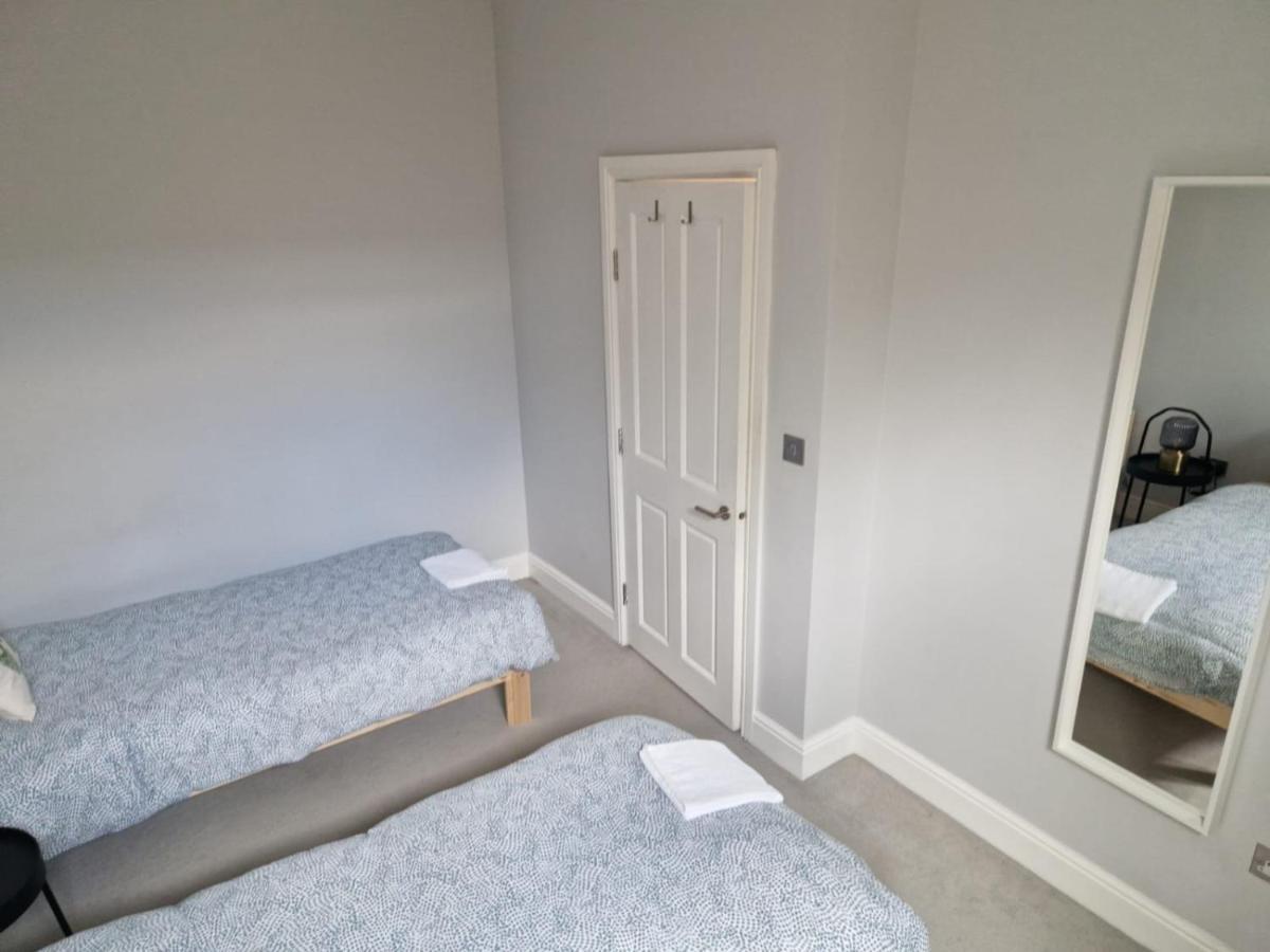 伦敦Wonderful 3 Bed Flat With Private Garden In Wimbledon - 1 The Queens公寓 外观 照片